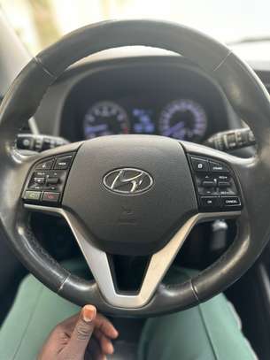 HYUNDAI TUCSON 2017 image 10