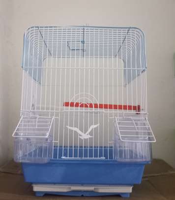 Cage à oiseaux en métal et plastique pour les oiseaux image 1