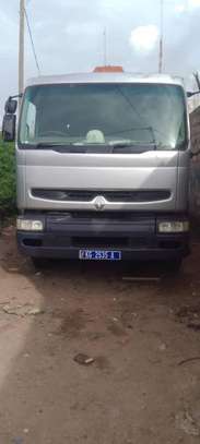 Camion Renault 2014 image 1