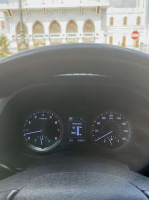 Hyudai tukson 2017 essence 1’6 venant  toute neuves image 4