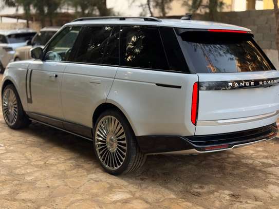 Range Rover Vogue image 6