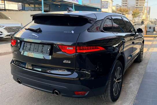 Jaguar F-Pace Sport essence Full options image 3