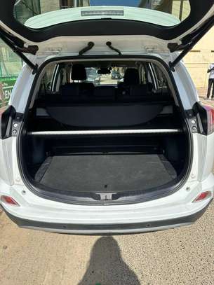 TOYOTA RAV4 HYBRIDE ZERO CONSOMMATION image 5