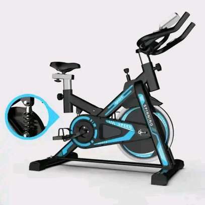 Vélo fitness cardio image 1