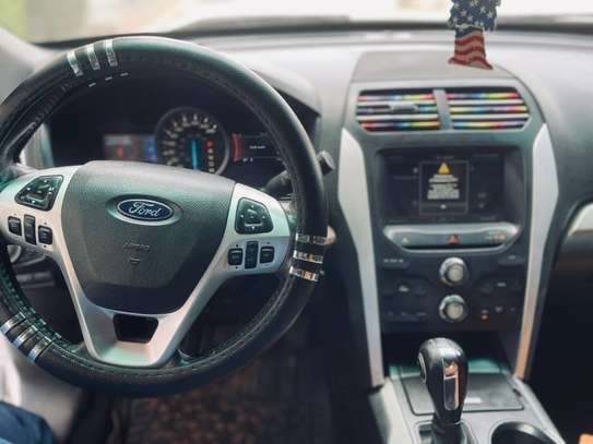 Ford explorer 4x4 / 2015 image 9