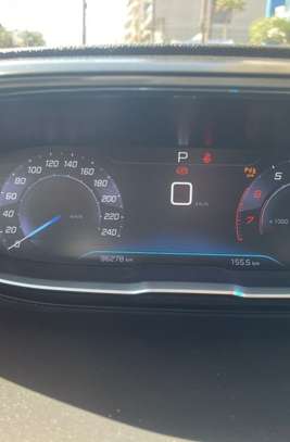 Peugeot 3008  2017 image 9