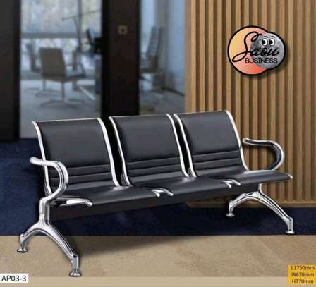 BANQUETTE 3 Places image 1