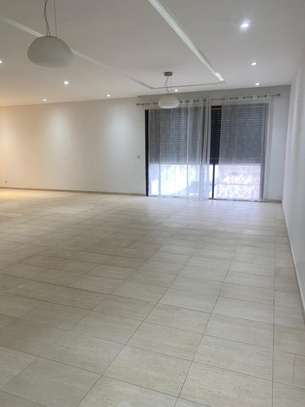 BEL APPARTEMENT F6 A LOUER A FANN RESIDENCE image 13