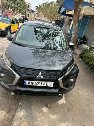 Mitsubishi xpander 2023 image 3