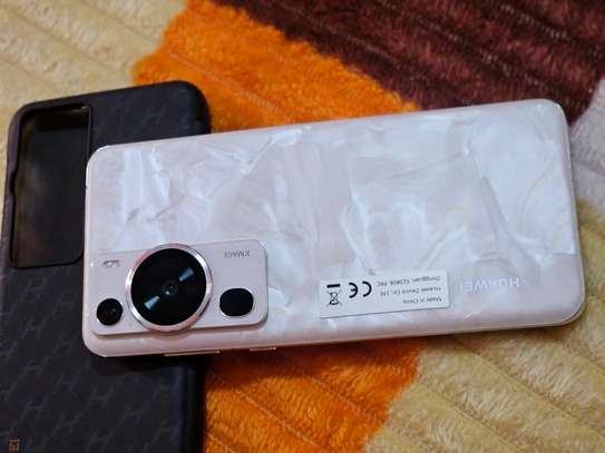 Huawei P60 pro 256GB 8GB ram image 4