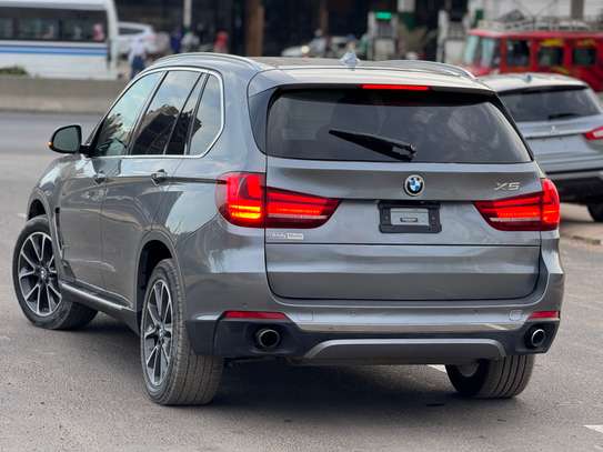 BMW X5 image 5