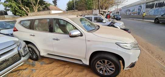 Mitsubishi Pajero 2022 image 1
