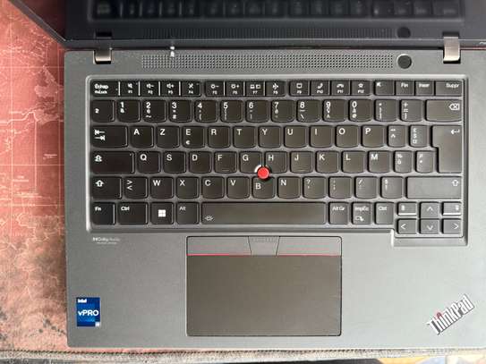 Lenovo T14 douzième génération i5 image 4