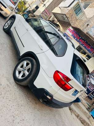 BMW X5 2010 image 4