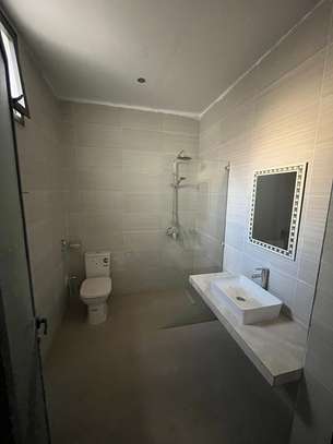 Appartement F5 à louer dans la cité Mbackiyoufaye image 6