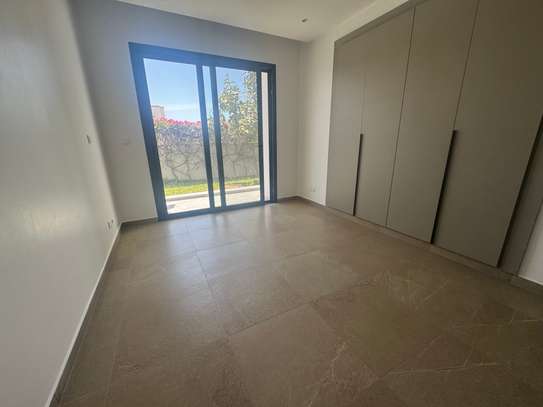 Appartement jardin à louer aux Almadie King watts image 11