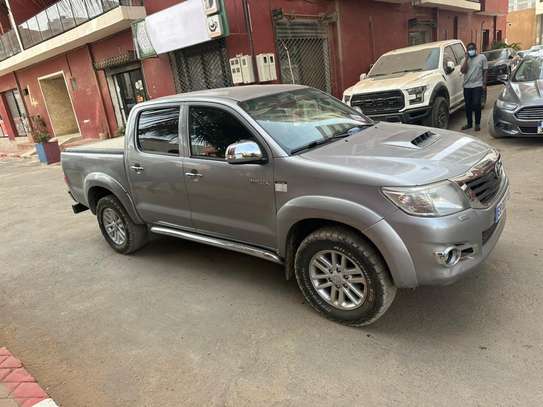 toyota hilux image 10