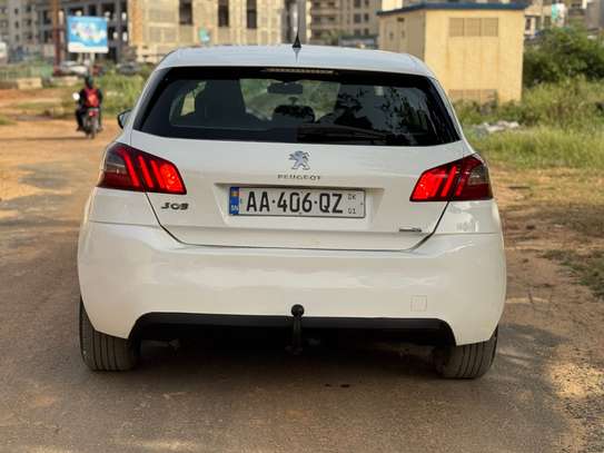 Peugeot 308 image 2