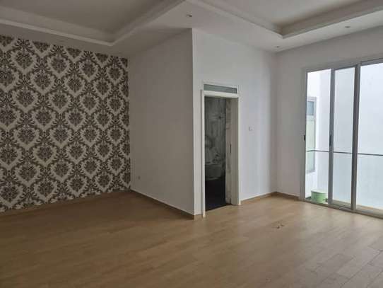 APPARTEMENT À LOUER NGOR-ALMADIES image 7