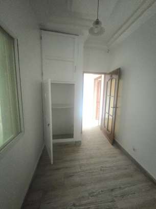 Appartement F3 Sacré Cœur 3 image 5
