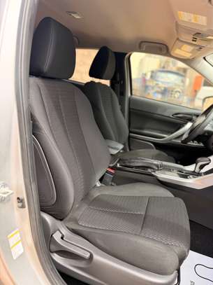 MITSUBISHI ECLIPSE 2019 image 12