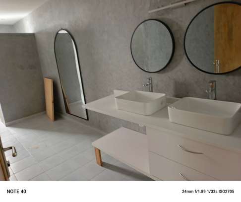 Loft de 450m2 aux almadie image 2