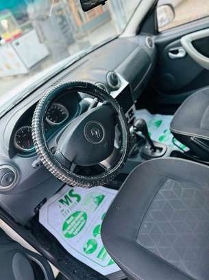Renault duster 2015 image 3
