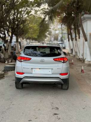 Hyundai Tucson 2017 image 3