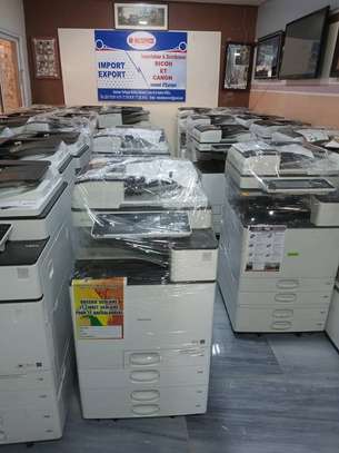 Photocopieuse RICOH MPC 3002 image 4