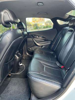 HYUNDAI GRANDEUR 2015 VERSION HG-300 image 9