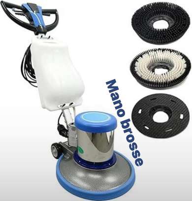 Mano brosse image 1