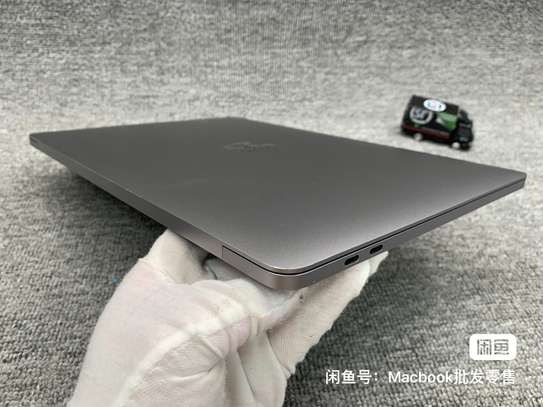 MacBook Pro 2019 13,3 pouces image 4