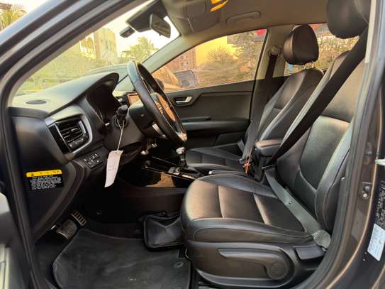 Kia stonic image 8
