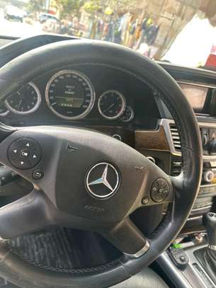 Mercedes e200 2014 image 4