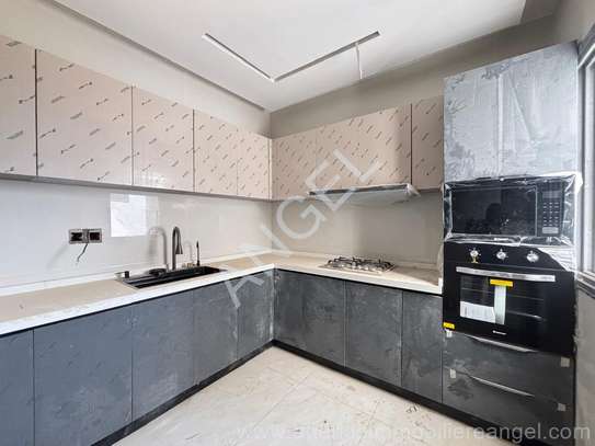 Ref_2928_GL Beaux F4 neufs à louer à Sacré-Cœur 3 image 12