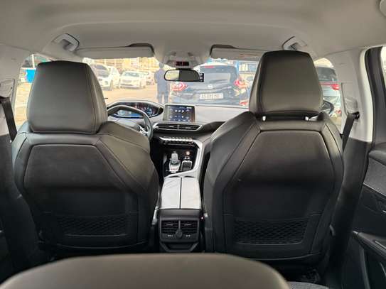 Peugeot 3008 Allure année 2018 image 12