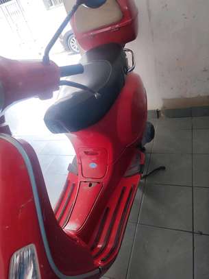 Scooter vespa image 4