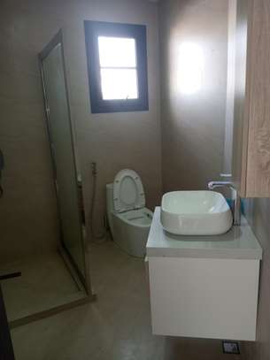 Appartement F4 à louer aux Almadies image 4
