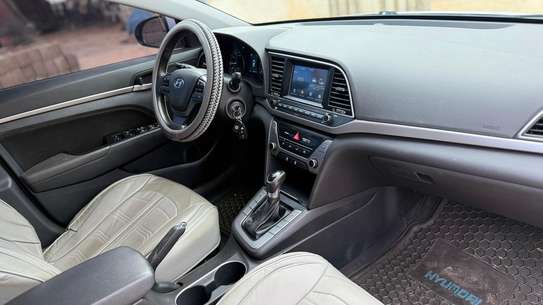 HYUNDAI ELANTRA ANNÉE 2017 image 5