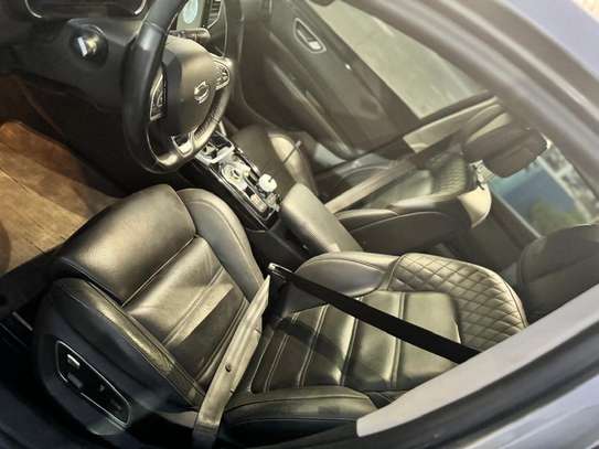 Renault Samsung sm6 image 11