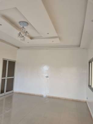 Appartement à louer à petit mbao image 3