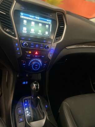 Hyundai Santafe XL limited 7 places image 9