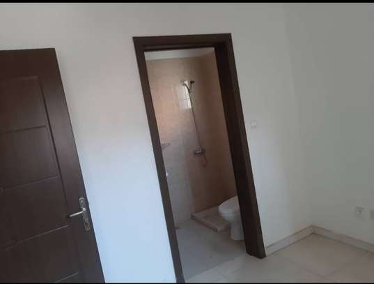 Studio à louer derklé image 5