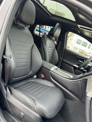 Automobile image 15