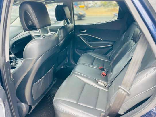 HYUNDAI SANTA FE 2017 image 12