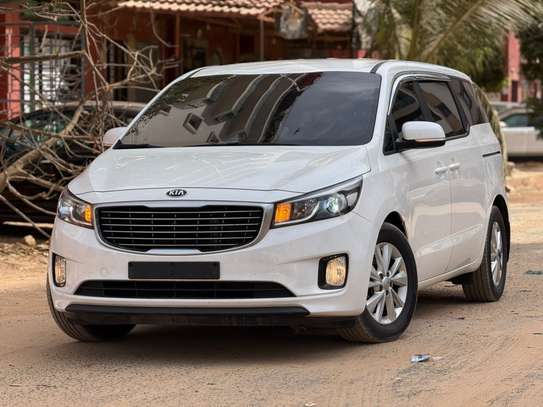 Kia Carnival 2018 image 3