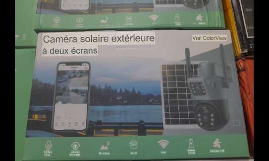 Caméra solaire à  double écran image 1