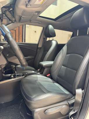 Kia tivoli image 6