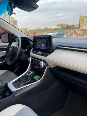 TOYOTA RAV 4 2019 image 10