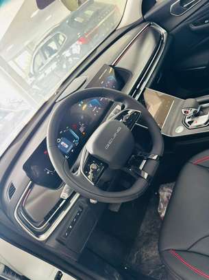 Beijing SUV blanc neuf autonomie avancée image 4